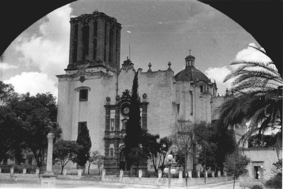 1937_08_13-1-023a-ZimapanCathedral.jpg