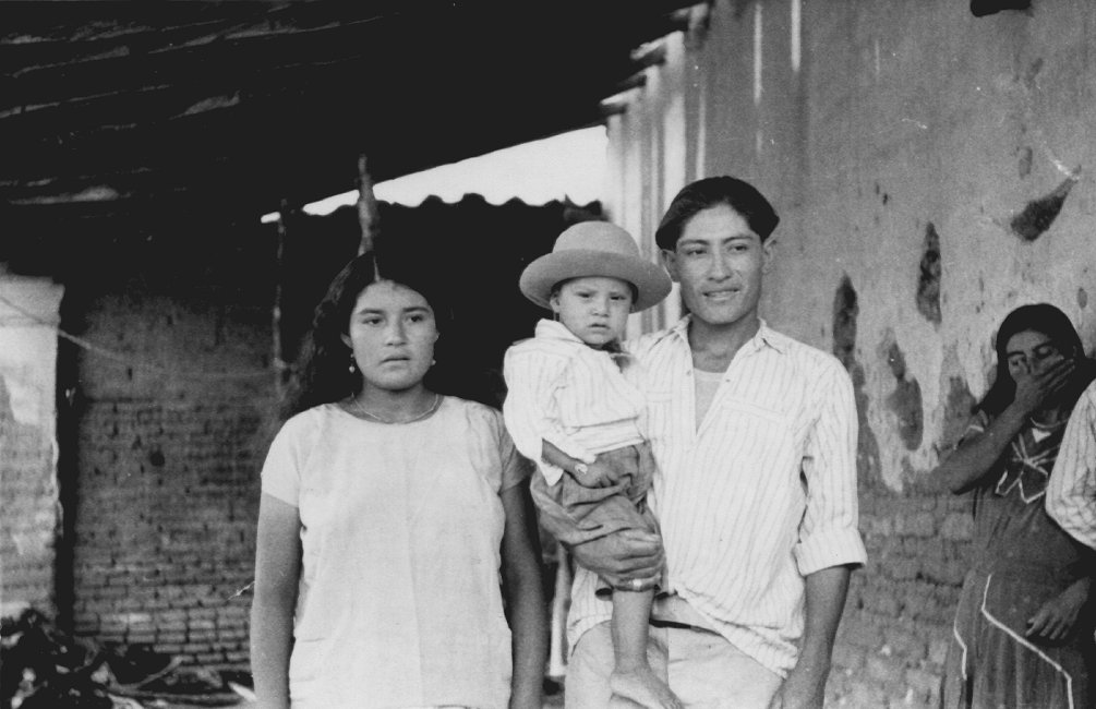 1937_08_23-2-075a-Family-SanBartolo.jpg
