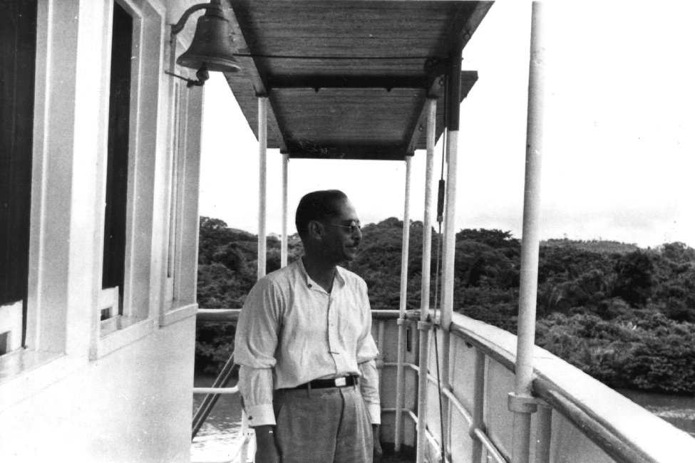 1937_09_09-4-057a-AboardTheCananova-CoatzacoalcosR.jpg