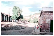 1937_09_01-002-TehuantepecMarket.jpg